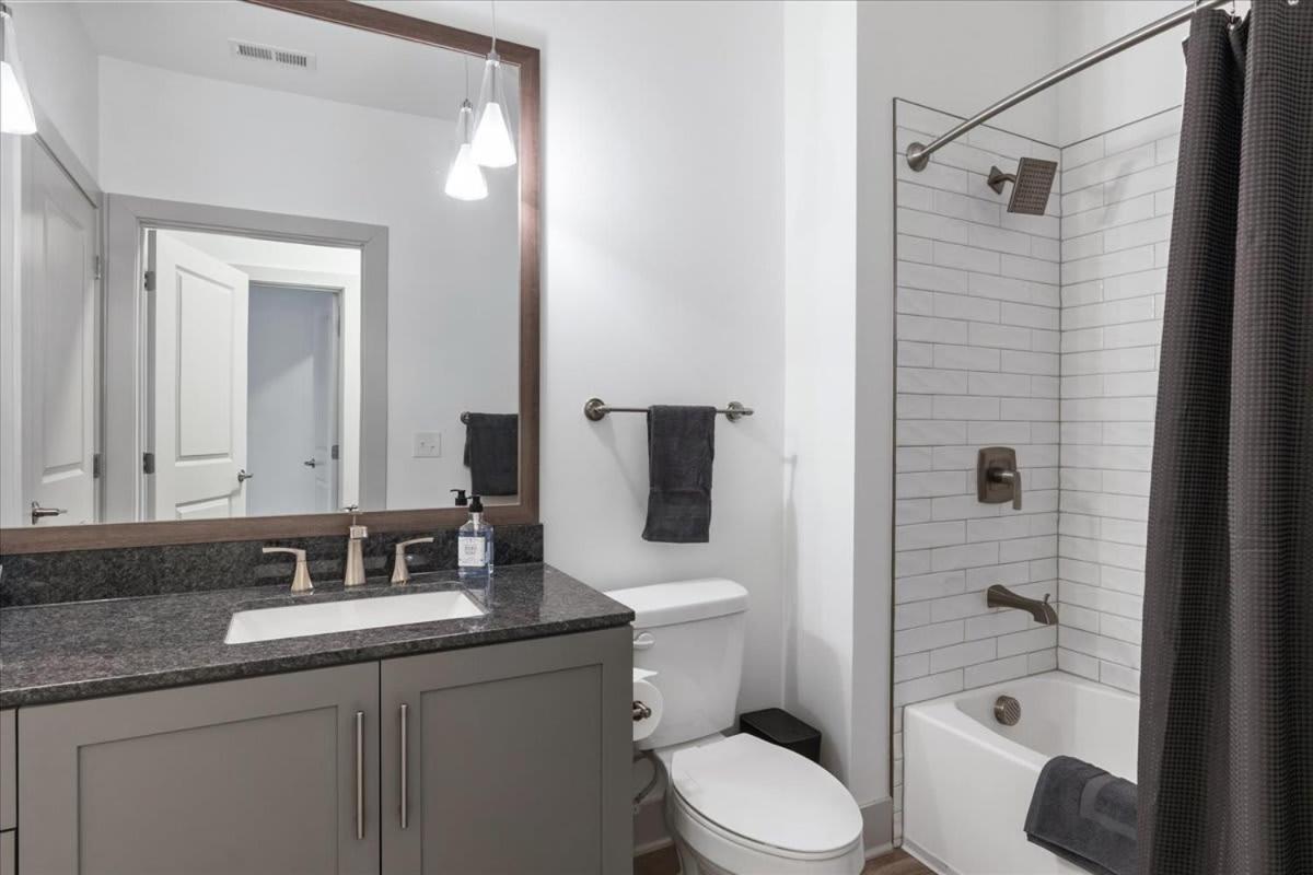 Charming 1Br 1Ba Apartment Near Downtown ซินซินแนติ ภายนอก รูปภาพ